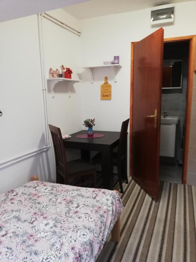 Studio Apartman Small Lili Popovaca 외부 사진